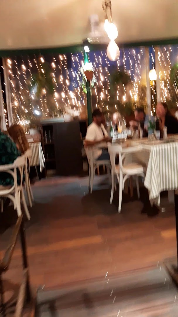 Chi Burdlaz Garden