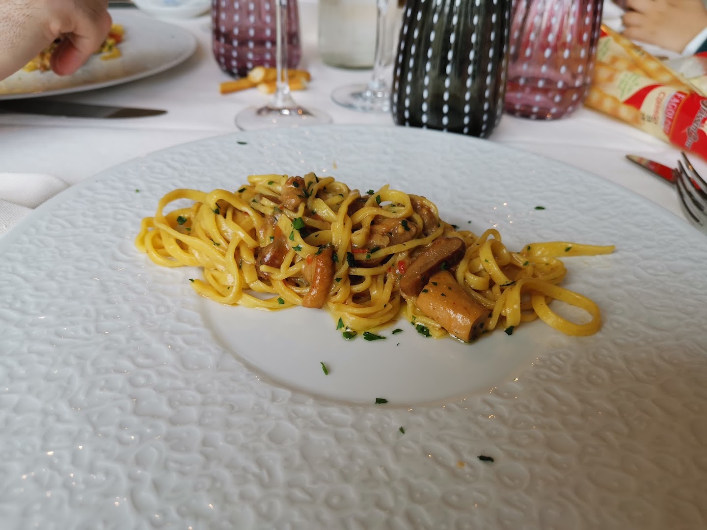 Chiacchiere Wine & Restaurant