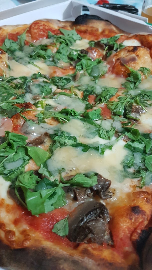 Chiar Di Luna Pizzeria