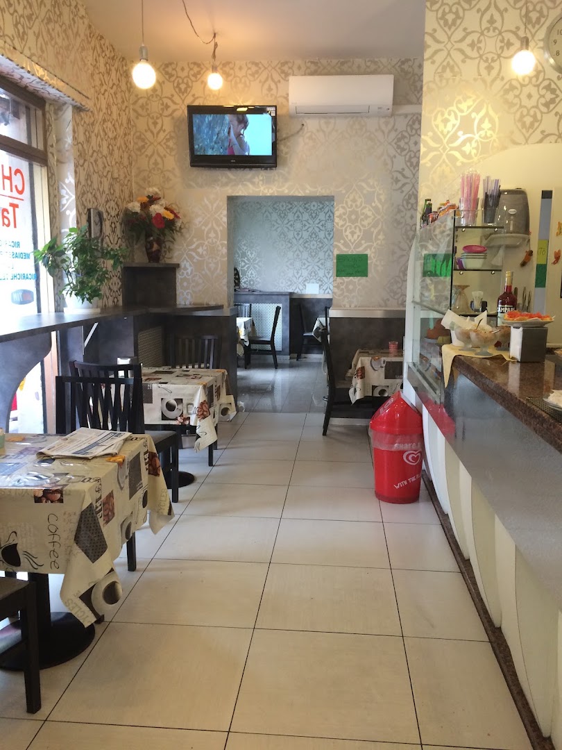 Chiara Caffè, Milano