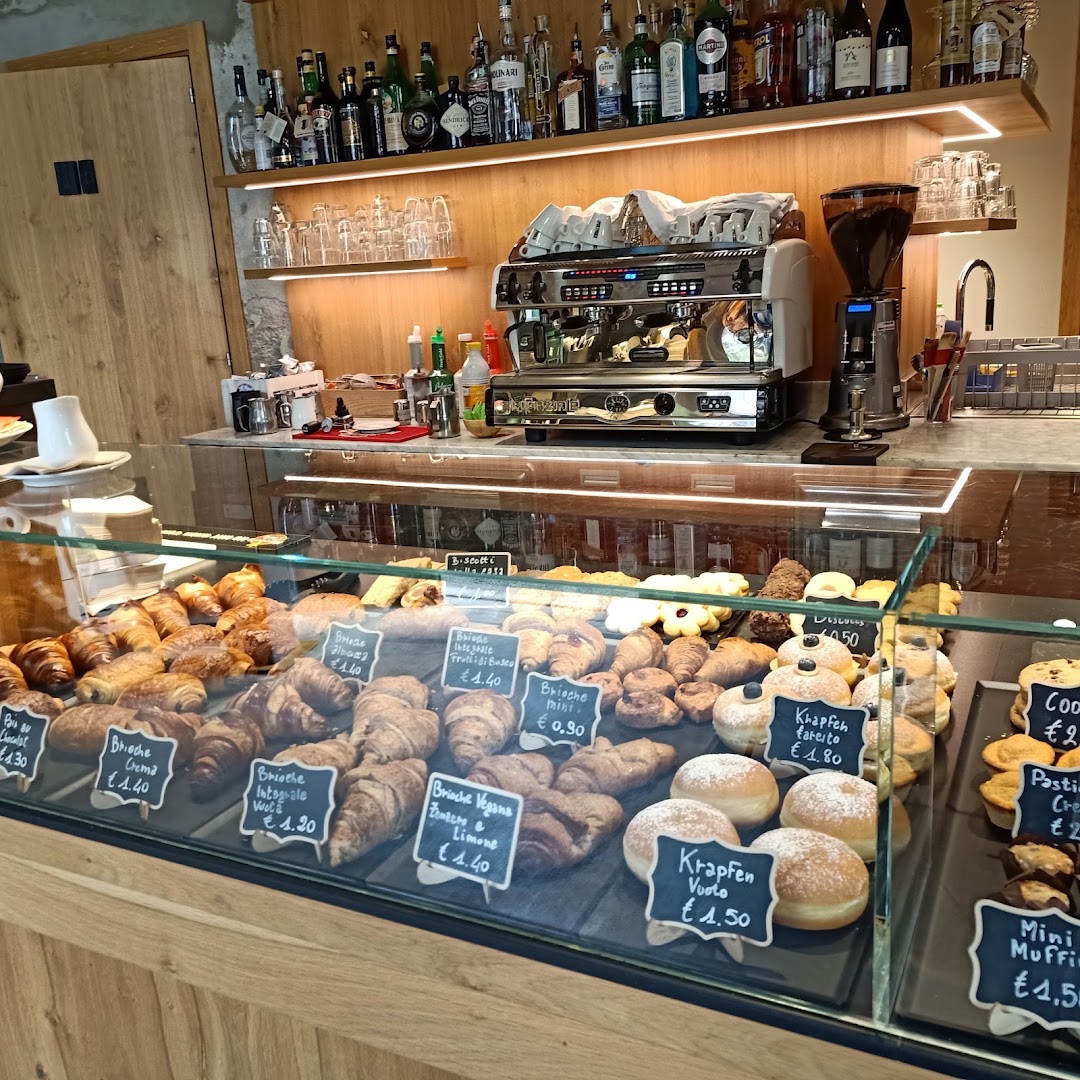 Chiaravalle Bakery and Coffee