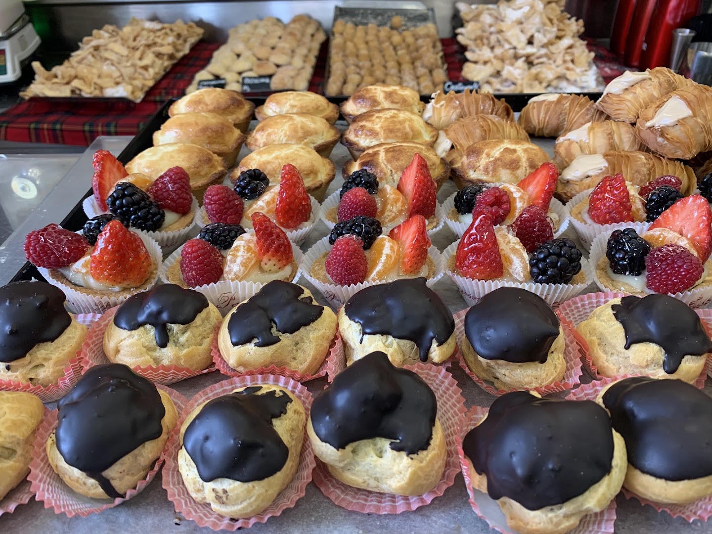 Chic / Caffetteria, Pasticceria, Cucina Espressa, Pizza