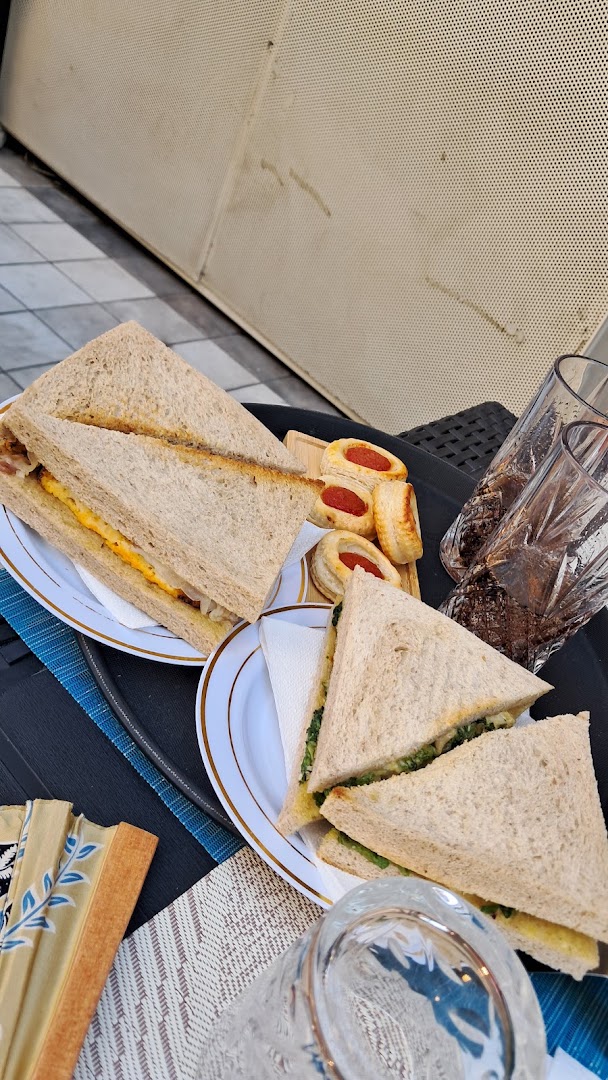 Chic / Caffetteria, Pasticceria, Cucina Espressa, Pizza