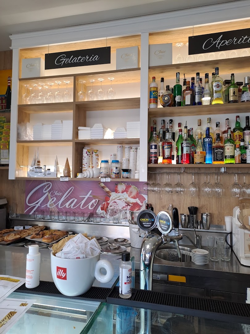 Chic / Caffetteria, Pasticceria, Cucina Espressa, Pizza