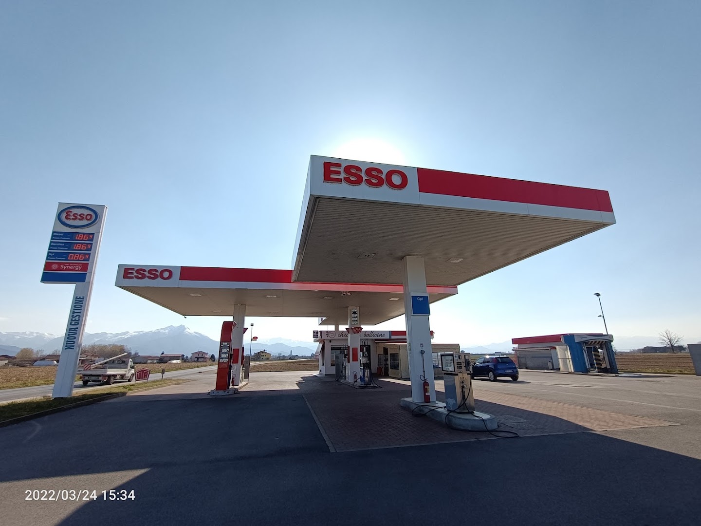 CHICCHI & BOLLICINE-ESSO
