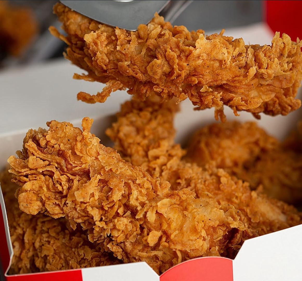 Chicken & Kitchen