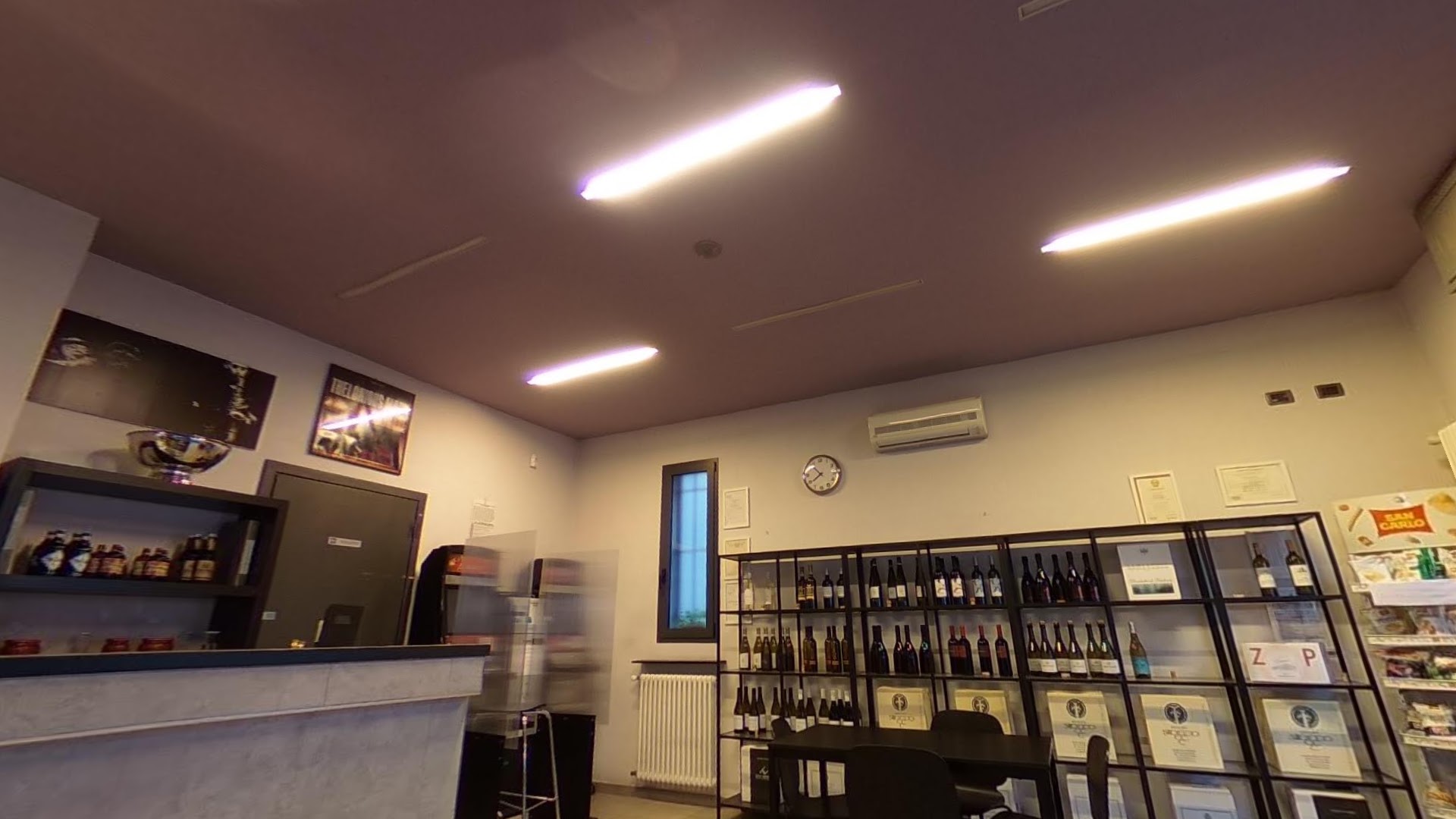 Chinaski Bar, Ferrara