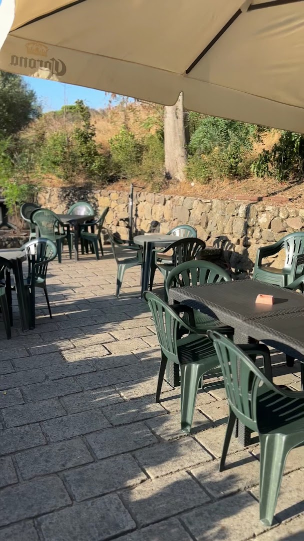 Chiosco Bar Su Grifoni Bèciu