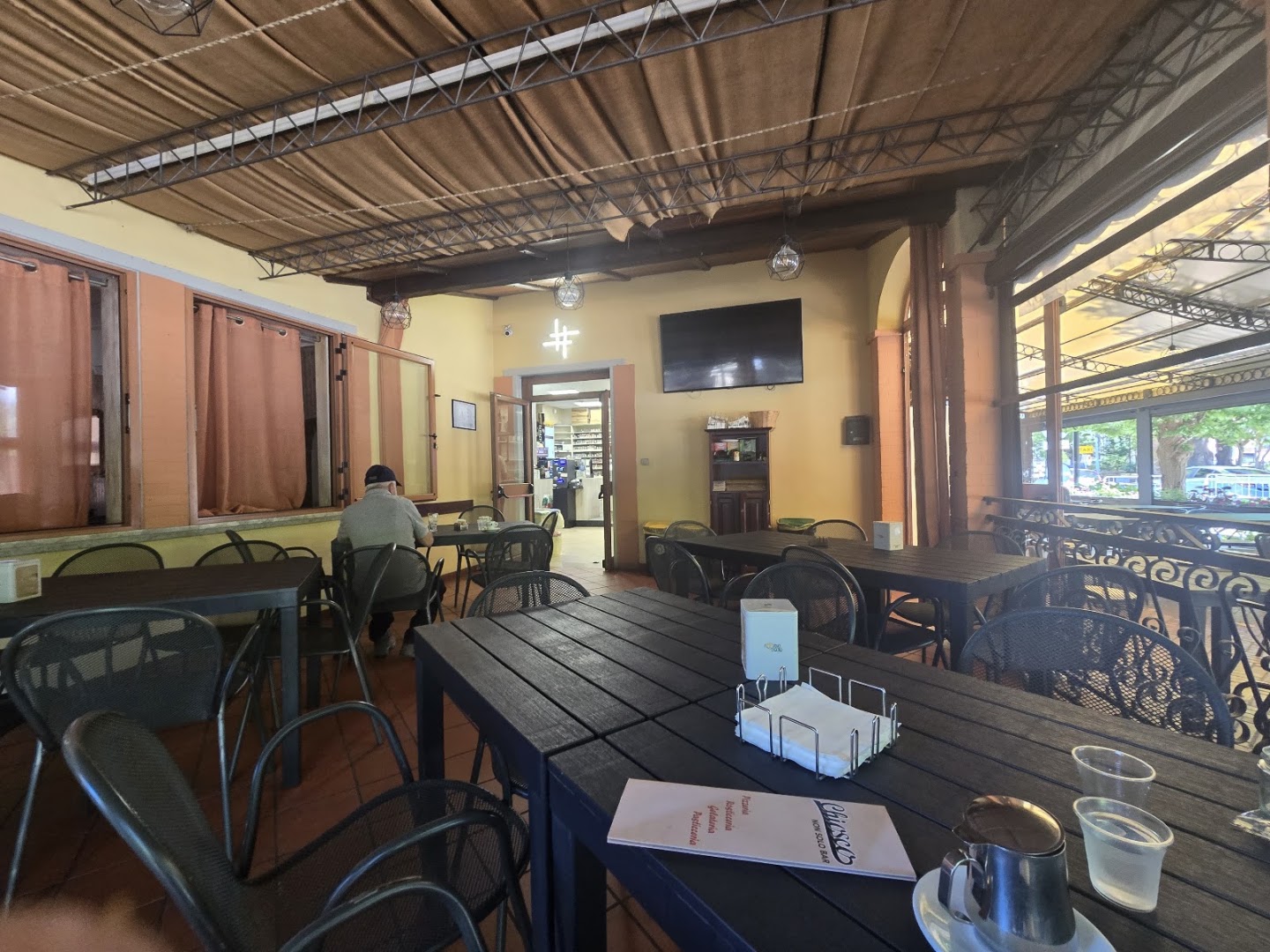 Chiosco “ Non solo Bar ” di Francesco Spagnuolo
