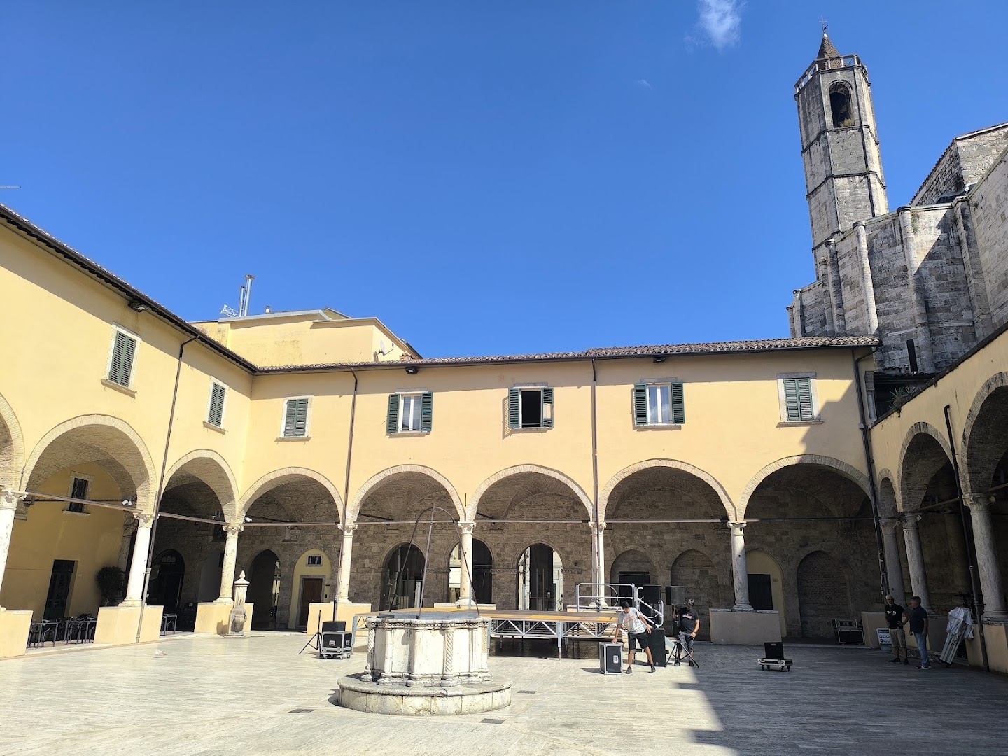 Chiostro Maggiore di San Francesco C 14