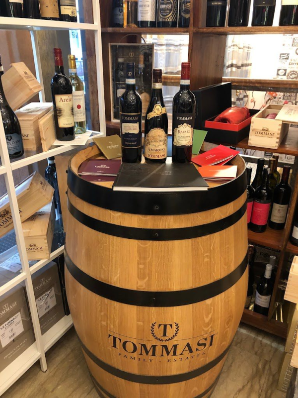 Chirico coffee and wine, Cantù