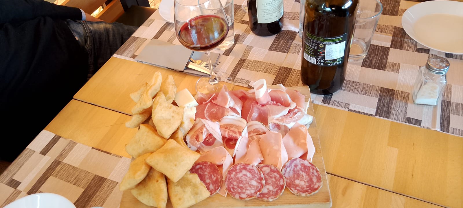 C'ho Fame, Pregnana Milanese
