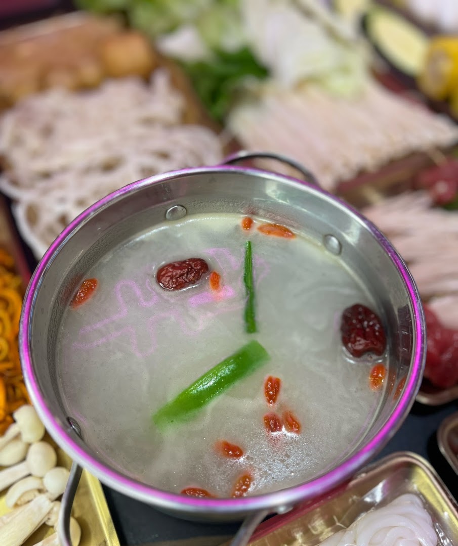 Chong Qing House Hotpot & BBQ