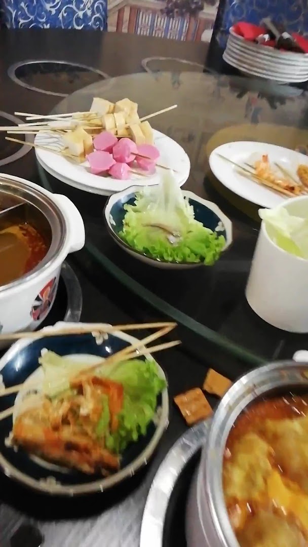 Chong Qing House Hotpot & BBQ