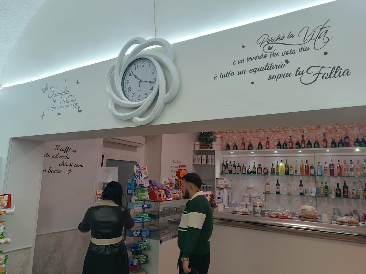 Chry Bar