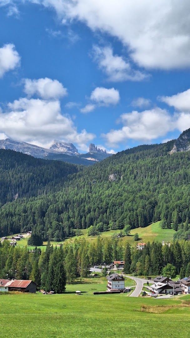Ciclabile delle Dolomiti Calalzo - Cortina accesso Tai di Cadore