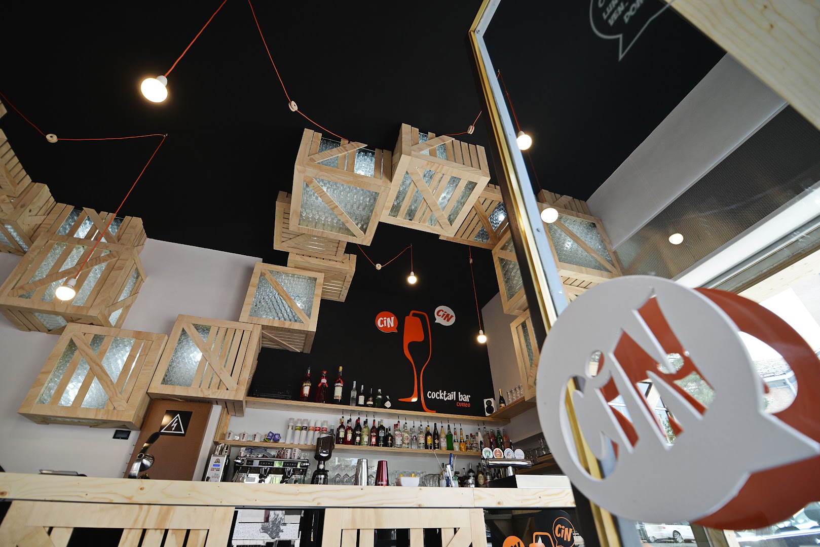 Cin Cin Cocktail Bar