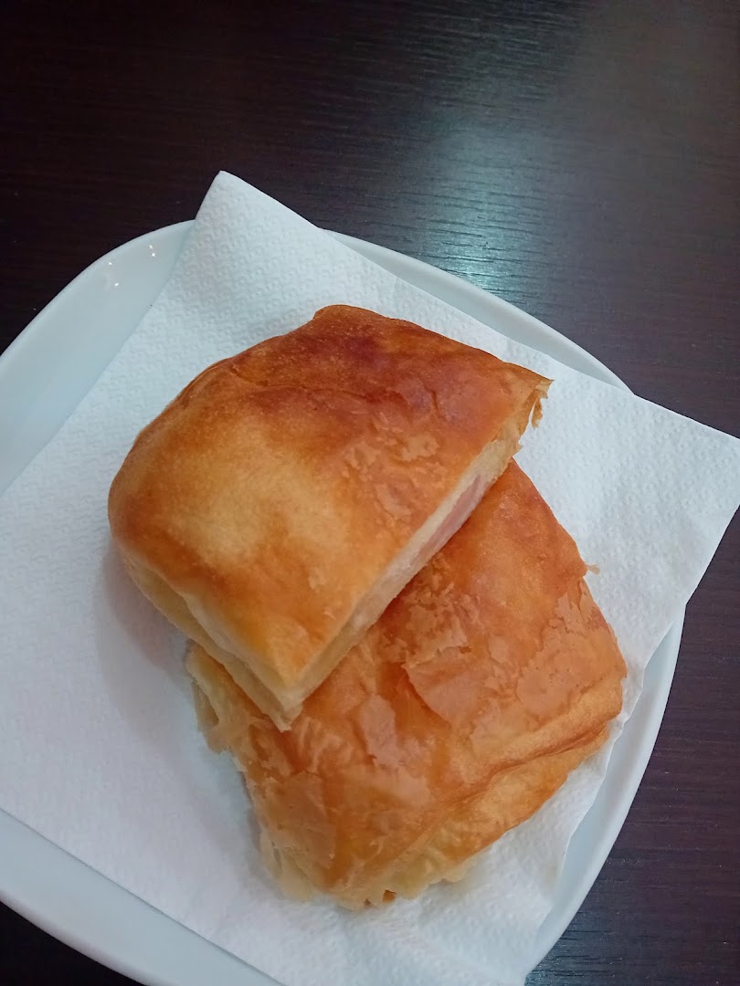 Cin Cin Snc Di Wang Pei Mei E C.
