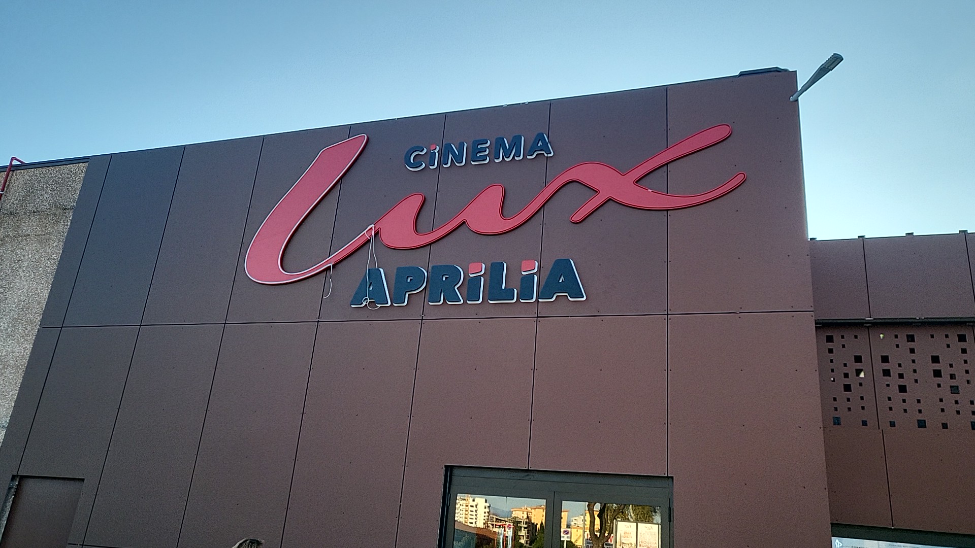 Cinema Lux Aprilia