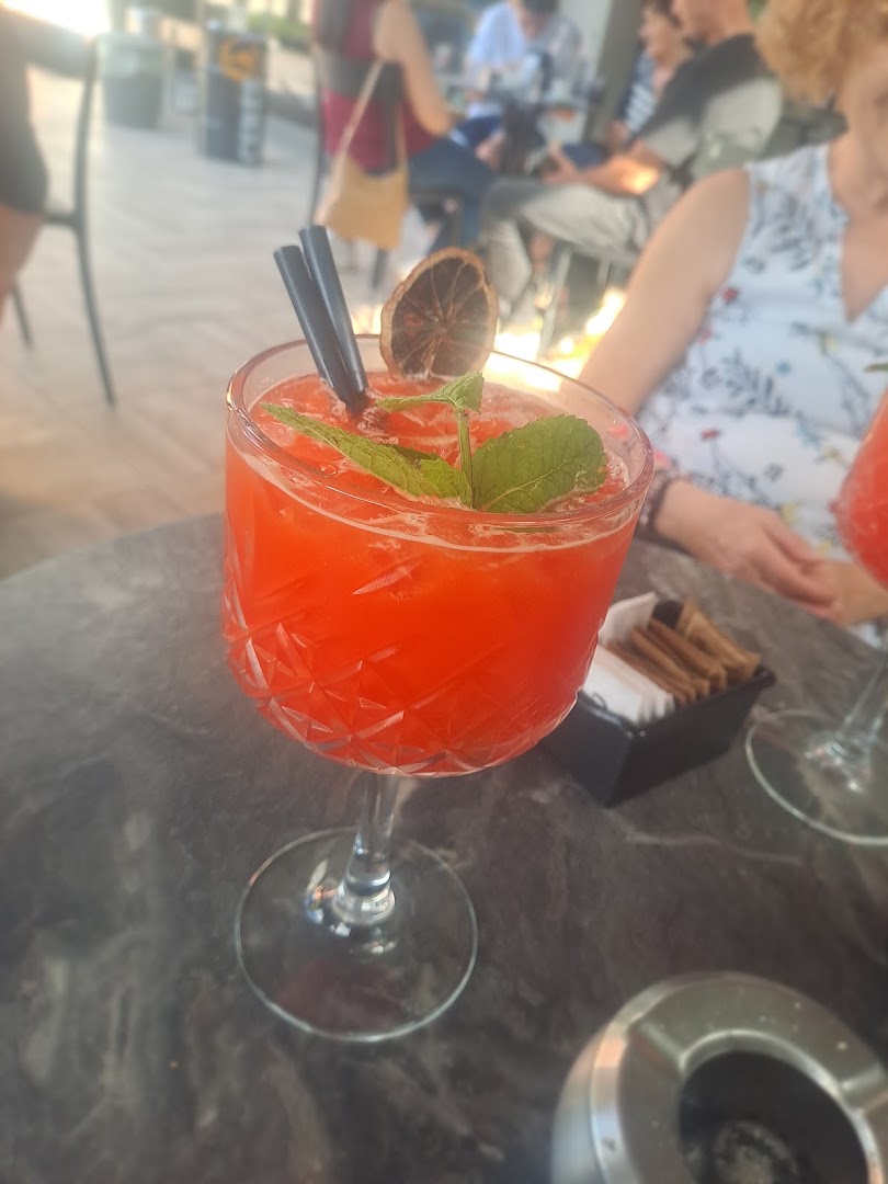 Cinico Bar & Gelateria