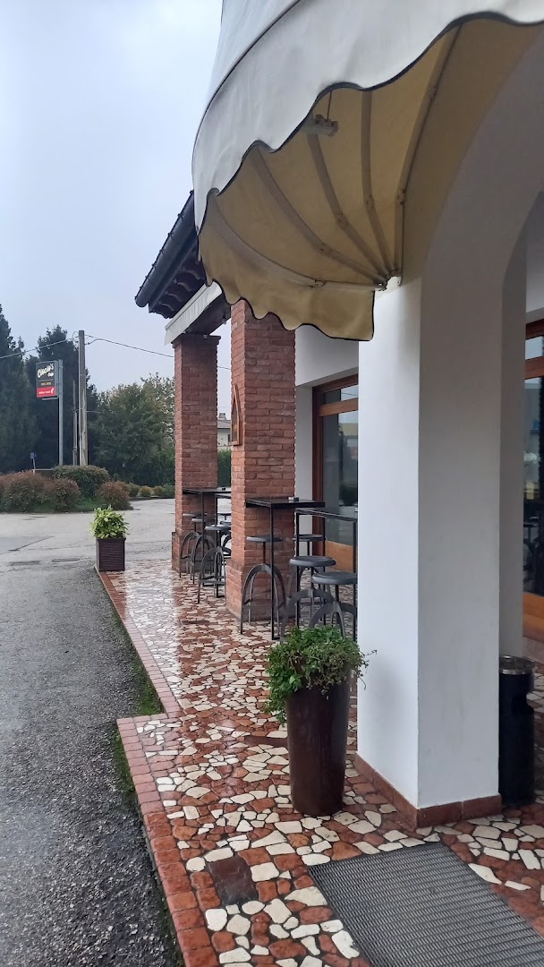 Ciocio's Bar