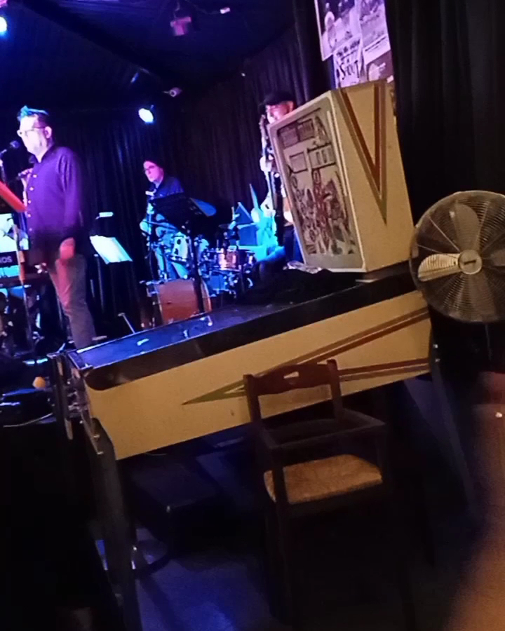 Circolo Combattenti e Reduci, Milano