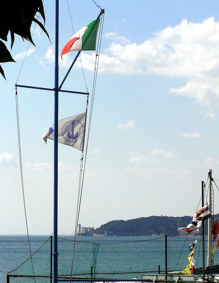 CIRCOLO MARINA MERCANTILE "NAZARIO SAURO" ASD - TENNIS, Trieste