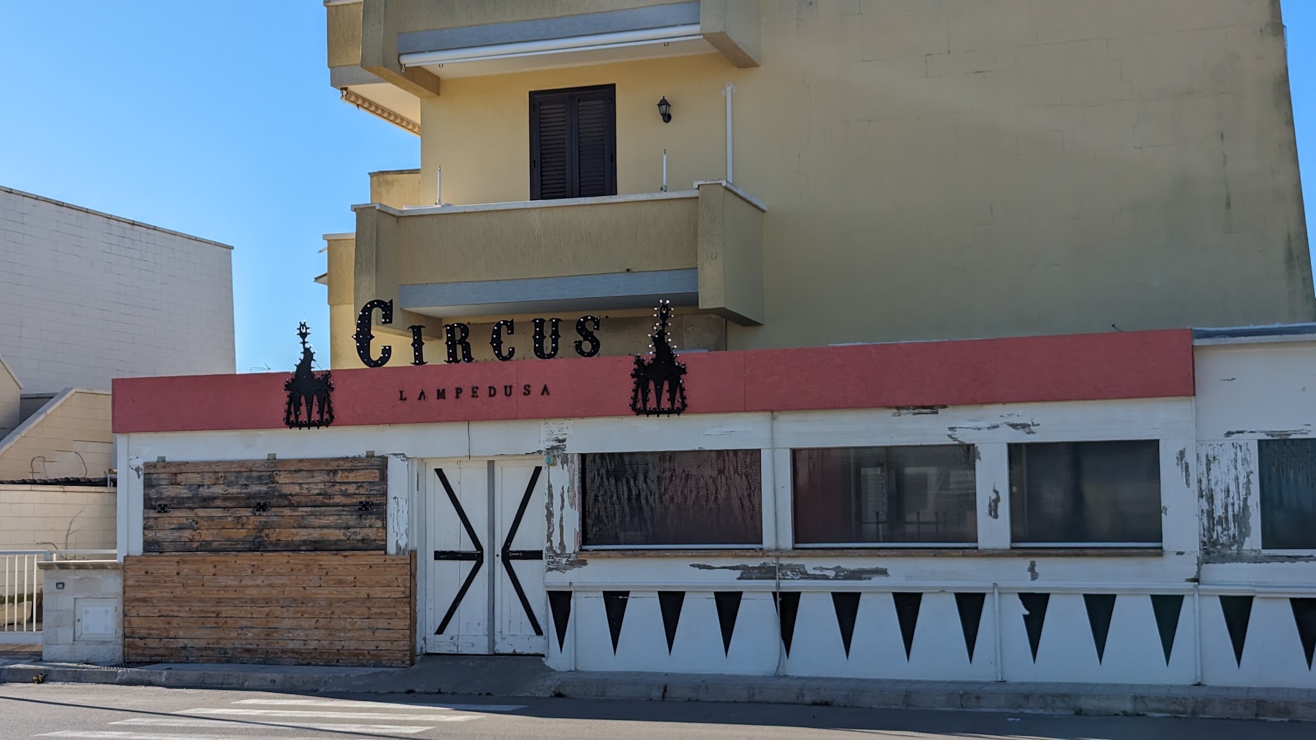 CIRCUS LAMPEDUSA