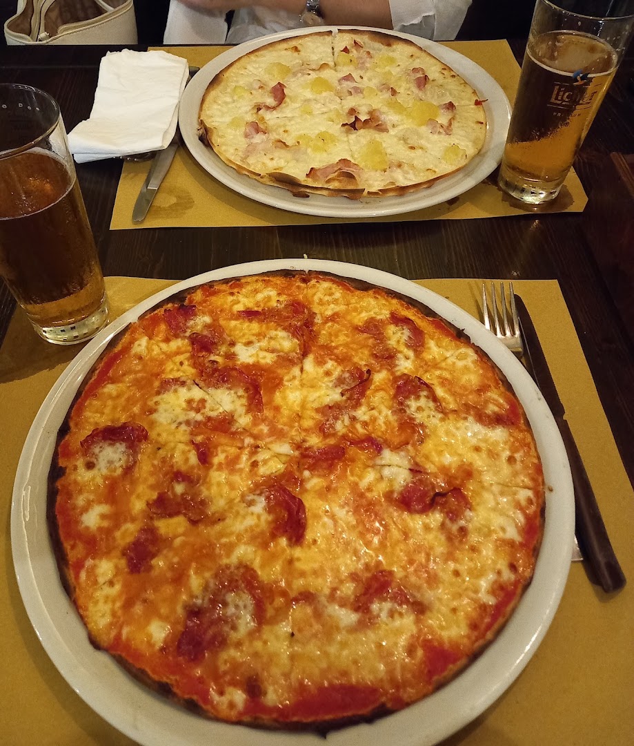 Clarence - Pizza & Grill