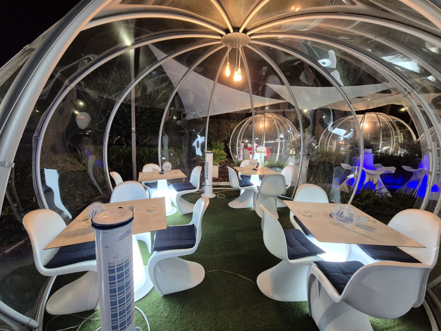 Class Ristorante Cocktail Bar con Igloo Garden