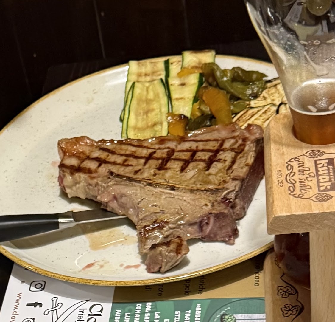 Clover Irish Pub
