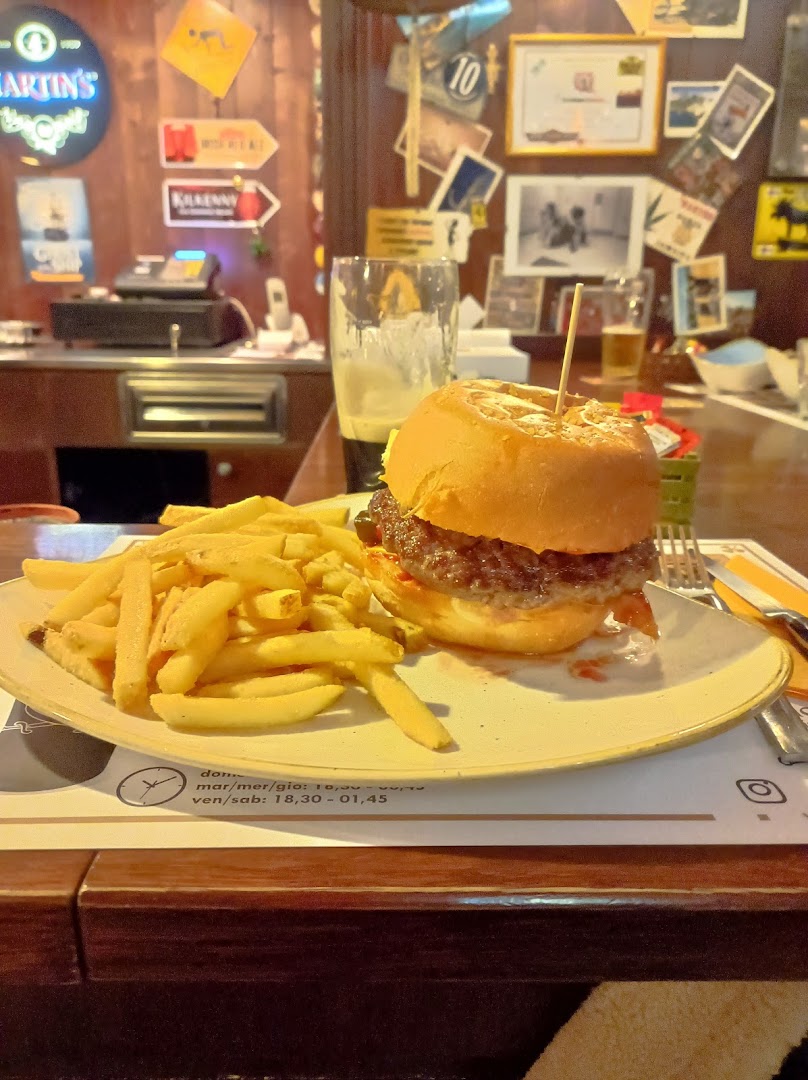 Clover Irish Pub, Novara
