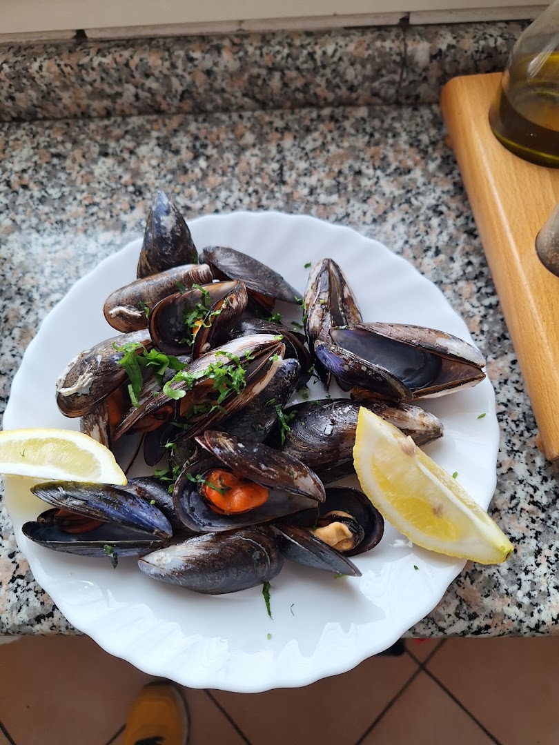 Co.c.a Bar & Food