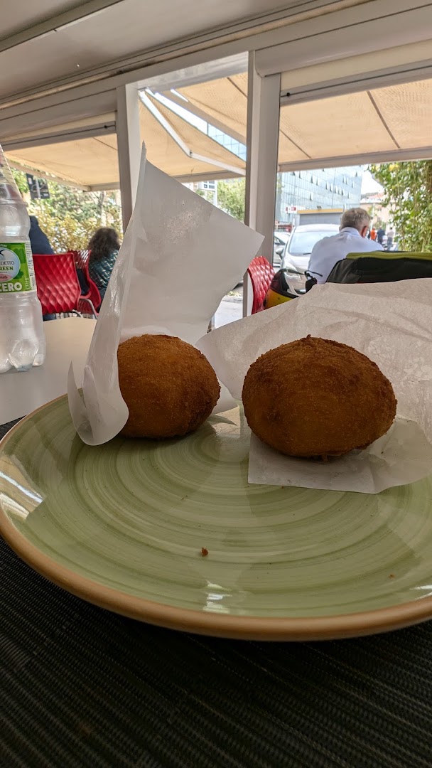 Coast to Coast viale Campania, Palermo