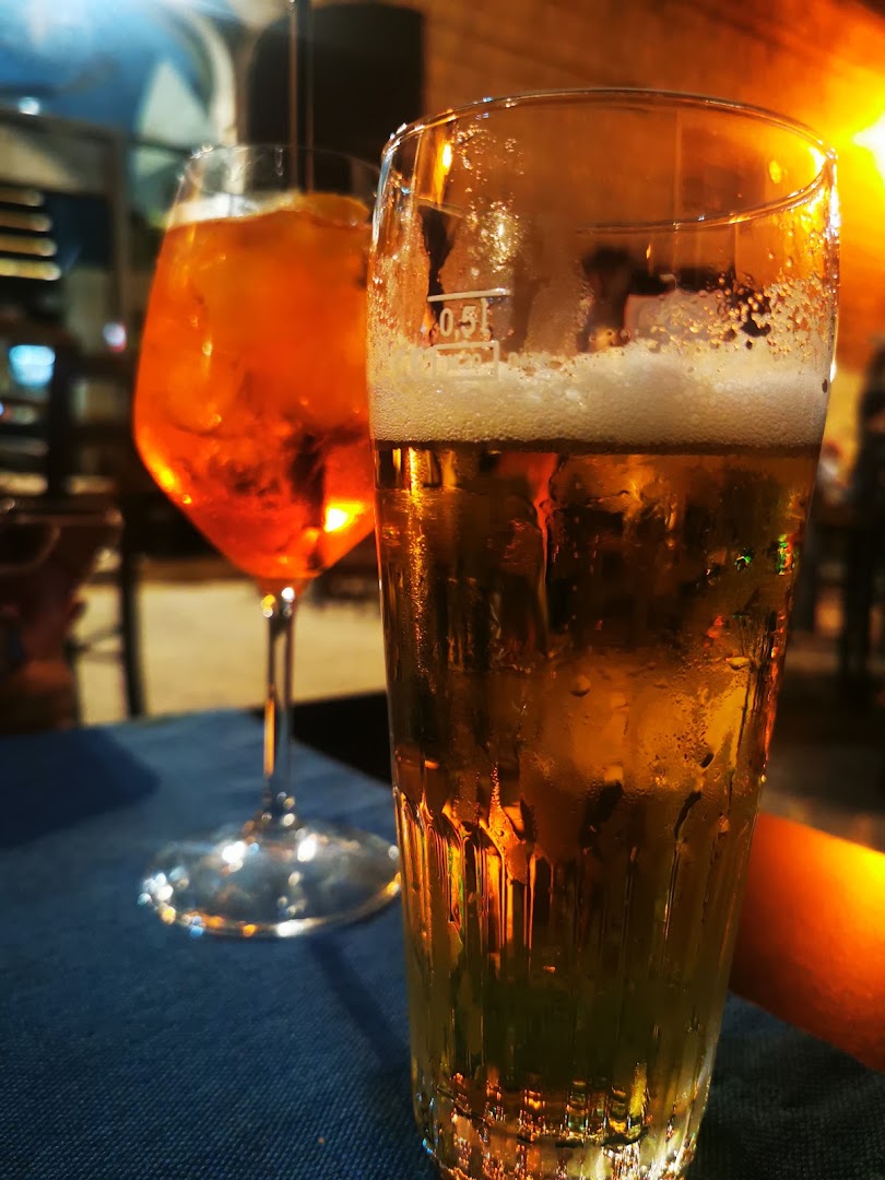 Cobbler - Risto-American Bar