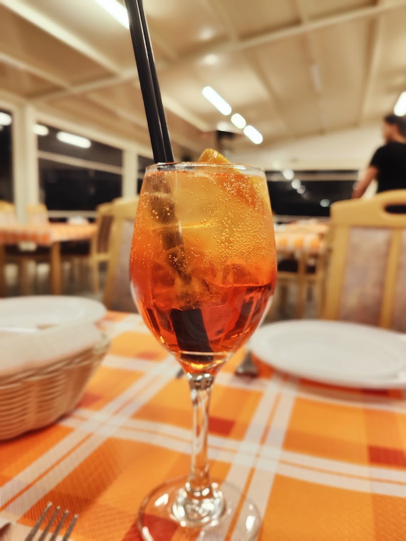 Cocktail Bar