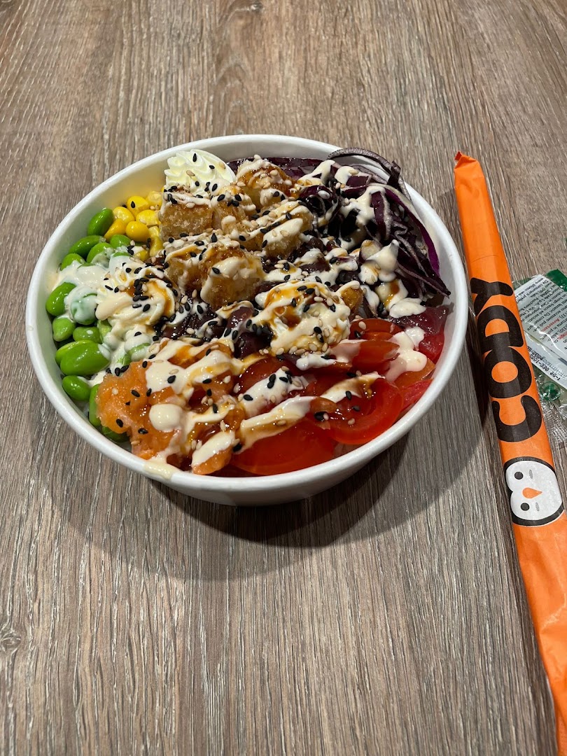 Cody Pokè • Sushi Tiburtina