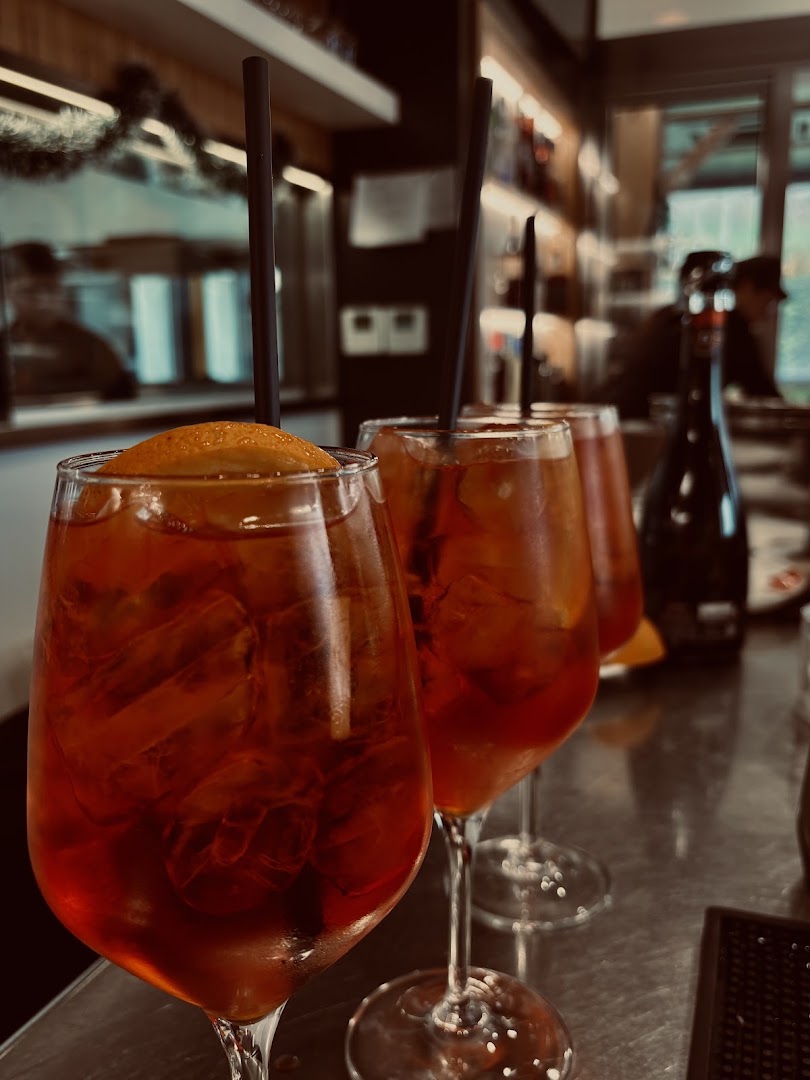 Coffe Point - Food & Drink