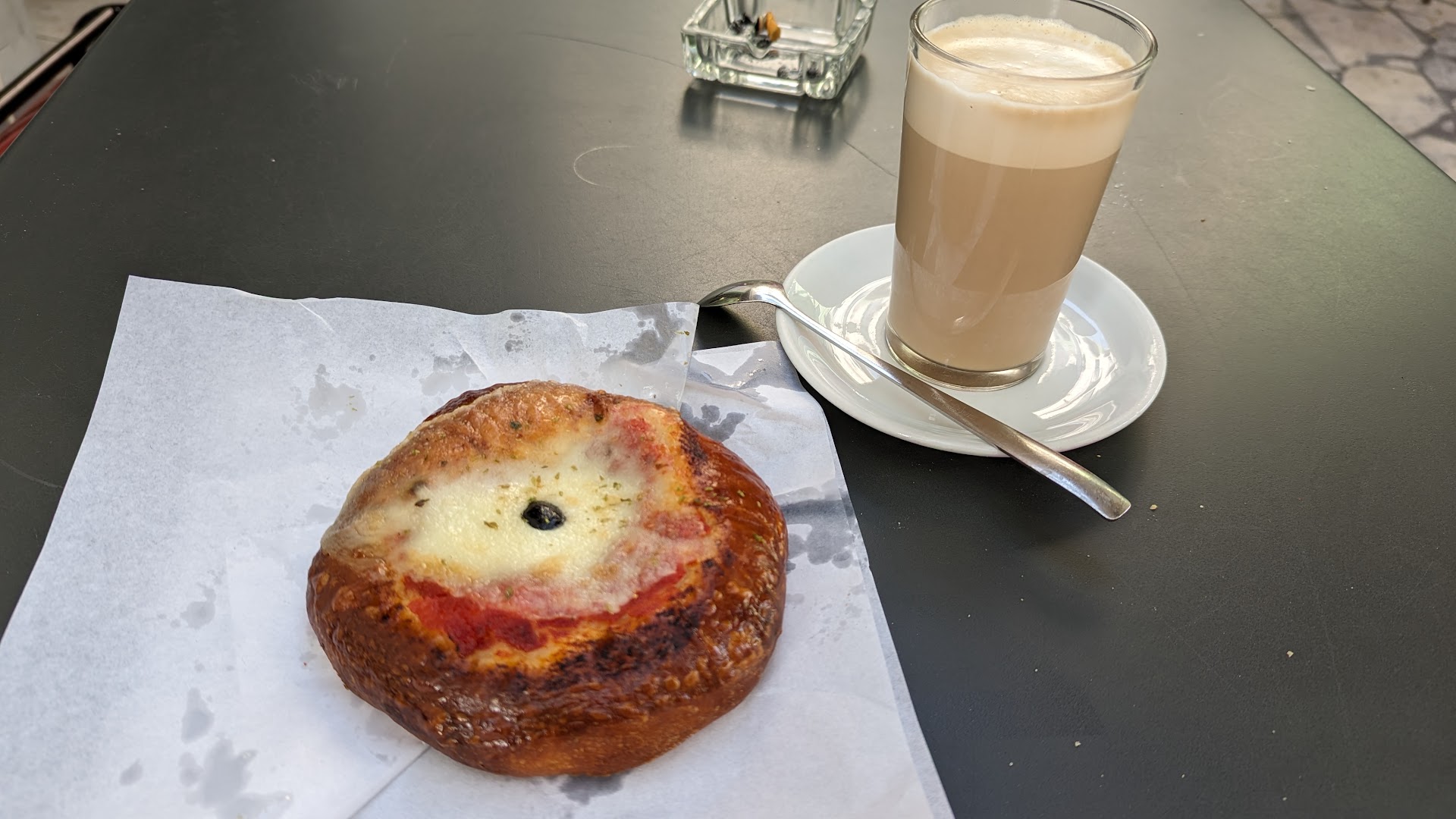 Coffee & Bakery