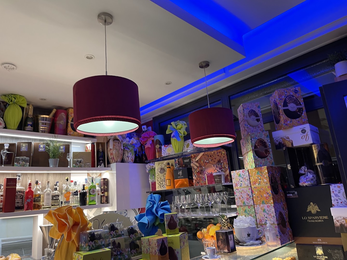 COFFEE SHOP - Bar Cornetteria h24