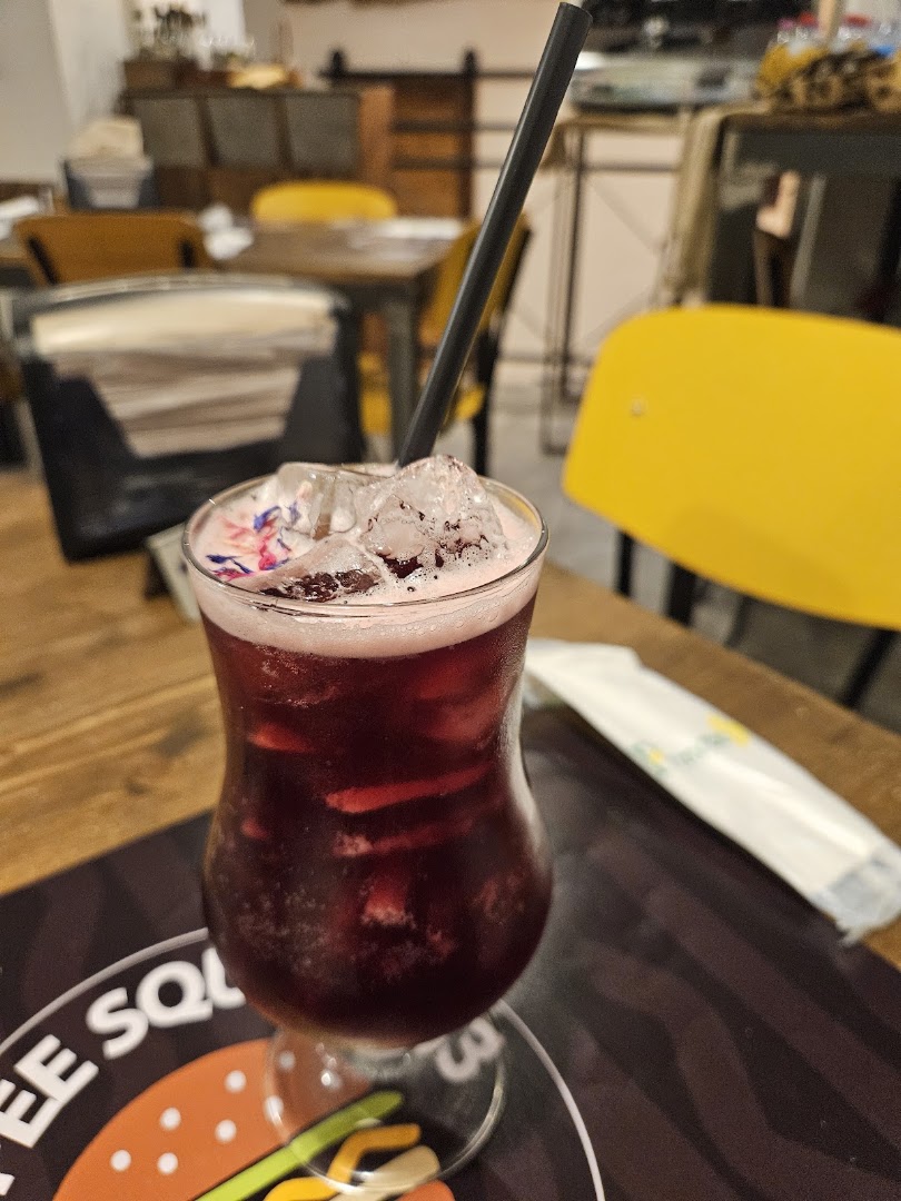 Coffee Square 33