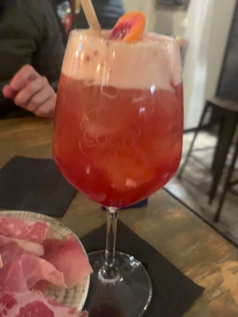 Cogo. drink food & burgers