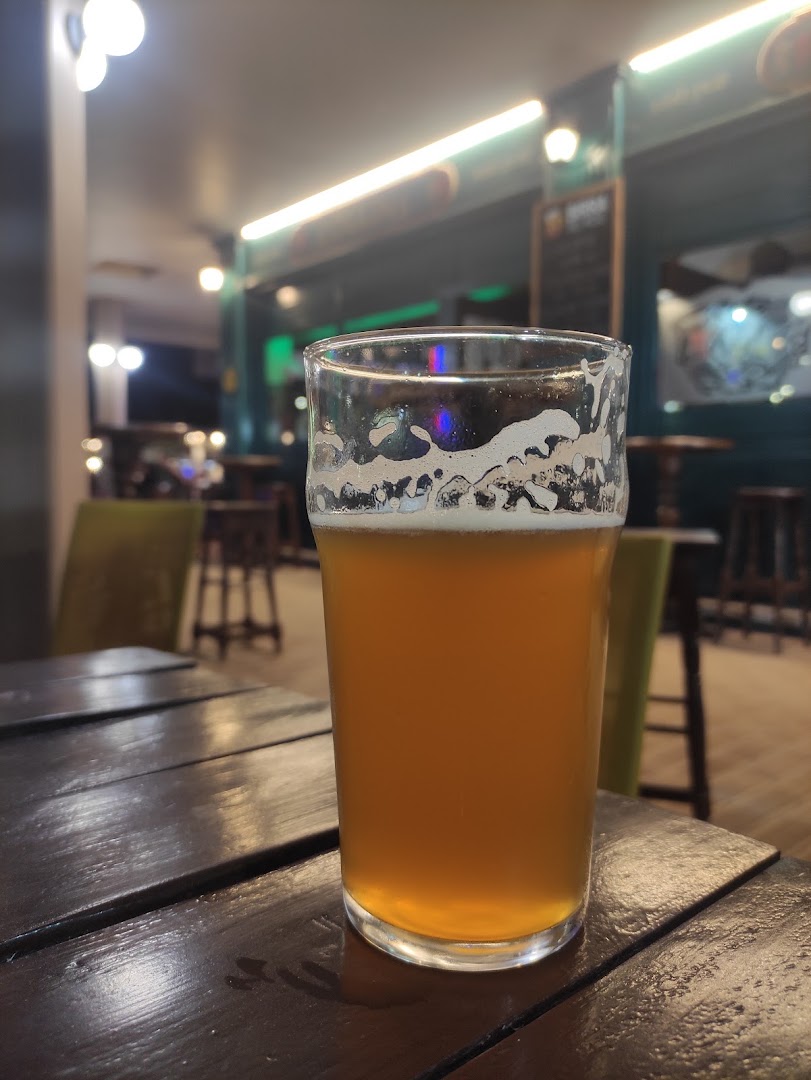 Collins Pub