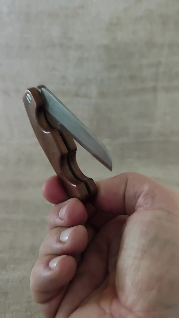 Coltelli Artigianali Manca