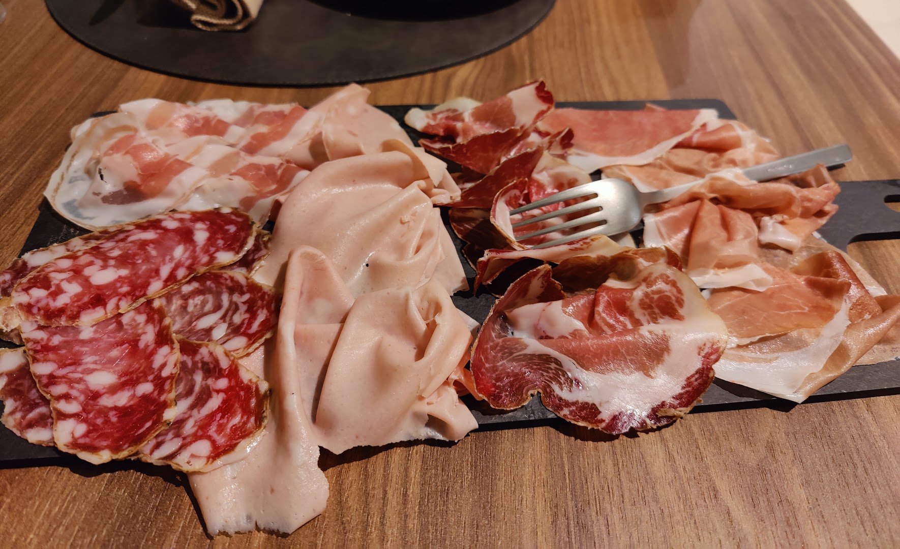 Combriccola Garibaldi Cucina Grill e Shop