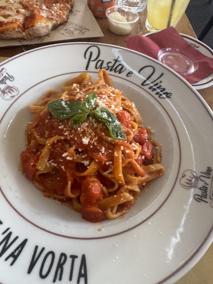 Come 'Na Vorta Pasta e Vino - Navigli, Milano