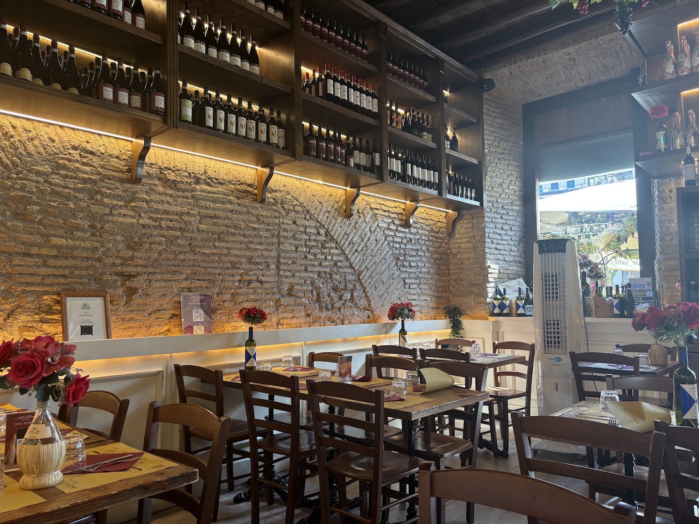 Come 'na Vorta Pasta e vino - Torre Argentina