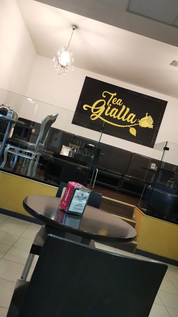 Comedia Cafe'