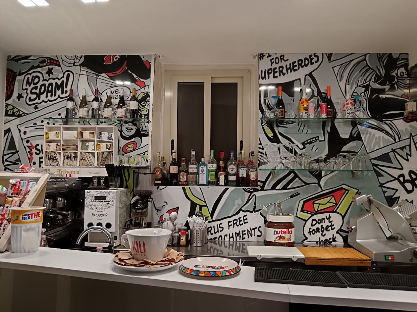Comix food & drink