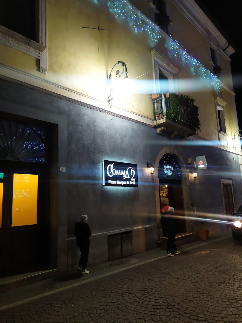 Comma 2 - Pizzeria, Braceria, Hamburger, Bar
